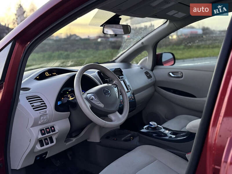 Хэтчбек Nissan Leaf 2013 в Львове фото 10 Хэтчбек Nissan Leaf 2013 в Львове