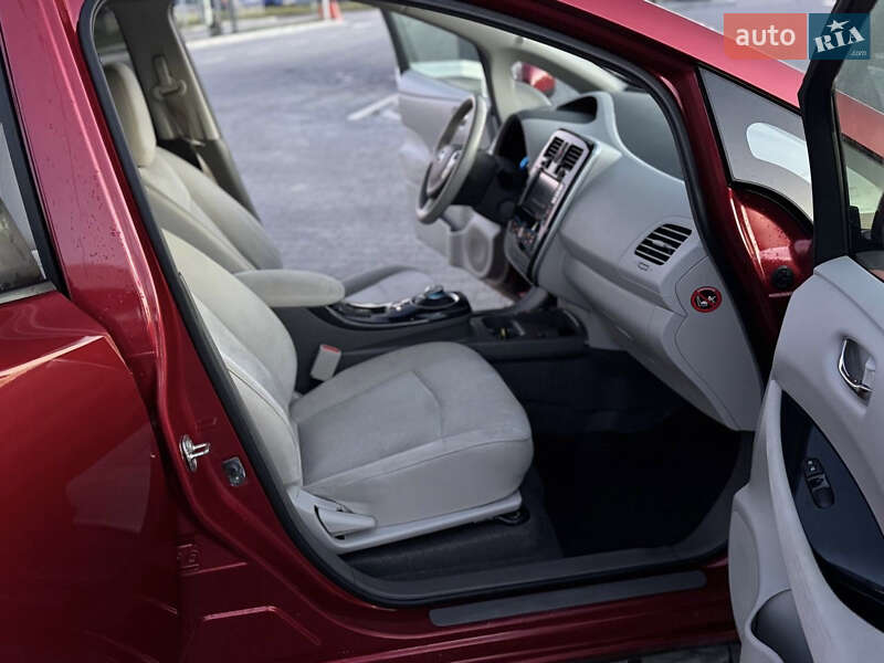 Хэтчбек Nissan Leaf 2013 в Львове фото 38 Хэтчбек Nissan Leaf 2013 в Львове