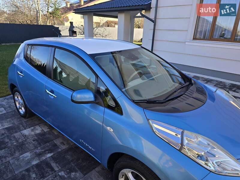 Хэтчбек Nissan Leaf 2011 в Ивано-Франковске фото 5 Хэтчбек Nissan Leaf 2011 в Ивано-Франковске