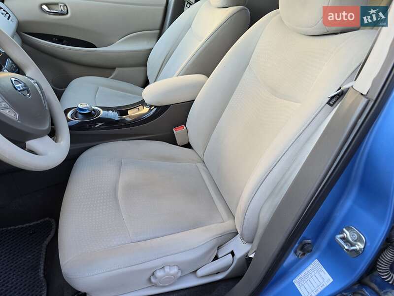 Хэтчбек Nissan Leaf 2011 в Ивано-Франковске фото 15 Хэтчбек Nissan Leaf 2011 в Ивано-Франковске