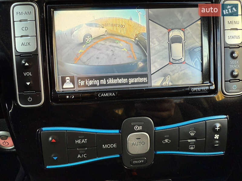 Хэтчбек Nissan Leaf 2014 в Умани