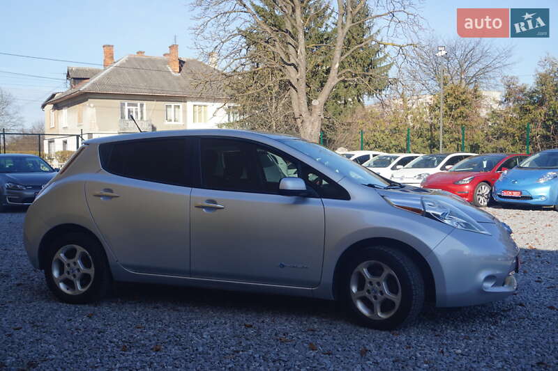 Хэтчбек Nissan Leaf 2013 в Самборе фото 6 Хэтчбек Nissan Leaf 2013 в Самборе