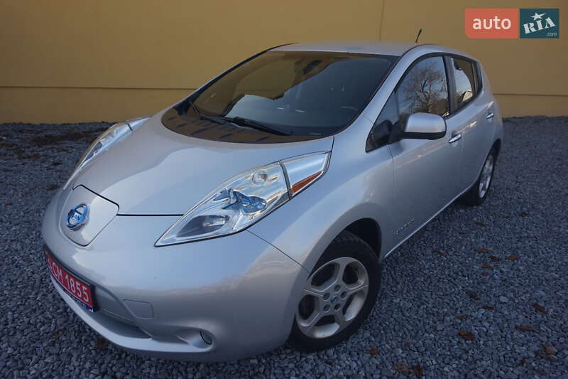 Хэтчбек Nissan Leaf 2013 в Самборе фото 12 Хэтчбек Nissan Leaf 2013 в Самборе