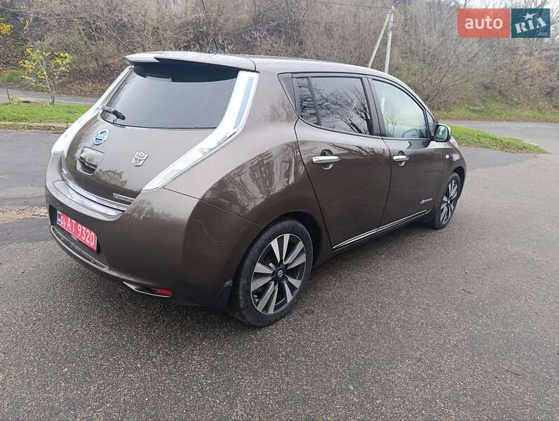 Хэтчбек Nissan Leaf 2016 в Киеве фото 15 Хэтчбек Nissan Leaf 2016 в Киеве