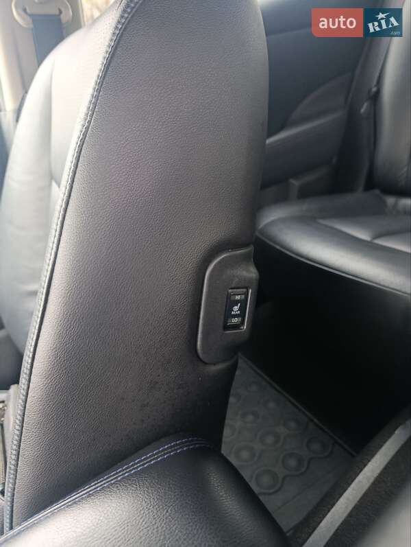 Хэтчбек Nissan Leaf 2016 в Киеве фото 46 Хэтчбек Nissan Leaf 2016 в Киеве