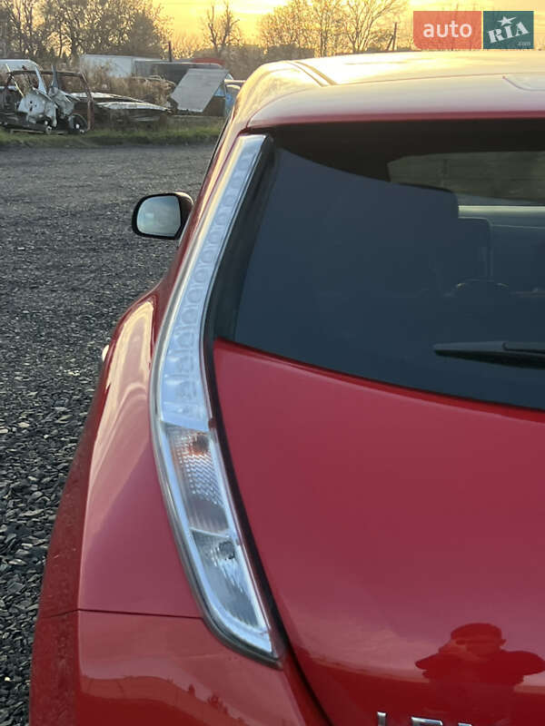 Хэтчбек Nissan Leaf 2017 в Луцке фото 8 Хэтчбек Nissan Leaf 2017 в Луцке