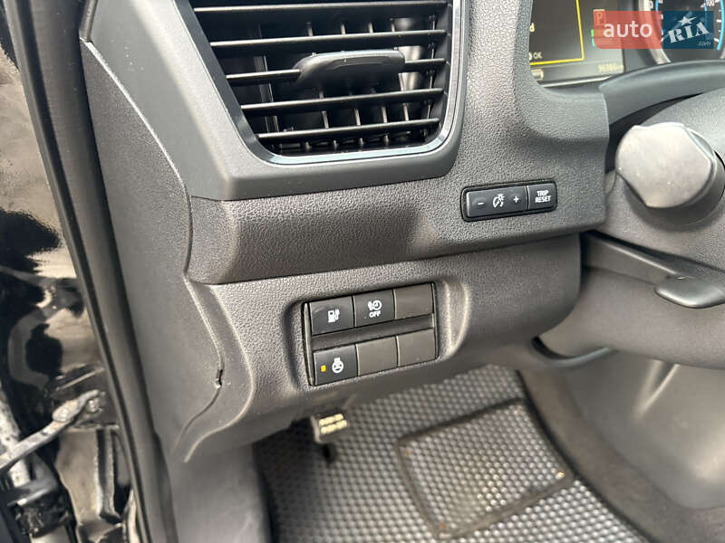 Хэтчбек Nissan Leaf 2019 в Харькове фото 10 Хэтчбек Nissan Leaf 2019 в Харькове