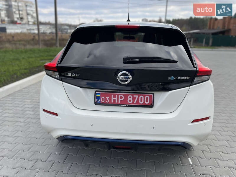 Хэтчбек Nissan Leaf 2020 в Кропивницком
