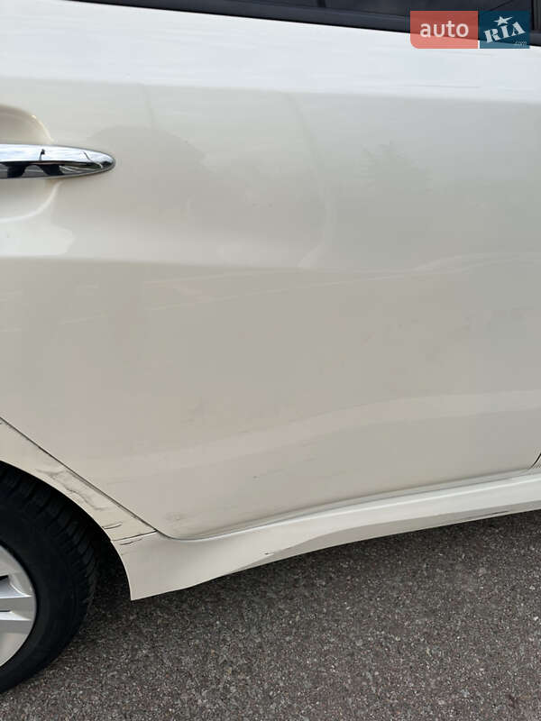 Хэтчбек Nissan Leaf 2018 в Житомире фото 5 Хэтчбек Nissan Leaf 2018 в Житомире