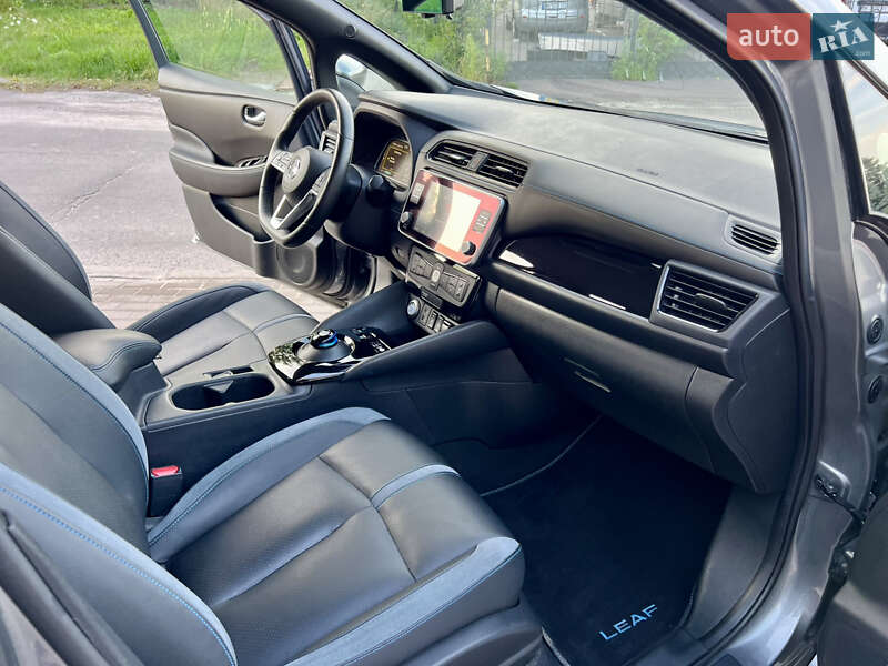 Хэтчбек Nissan Leaf 2022 в Ровно фото 37 Хэтчбек Nissan Leaf 2022 в Ровно