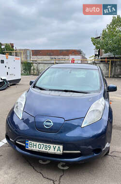 Хэтчбек Nissan Leaf 2017 в Одессе
