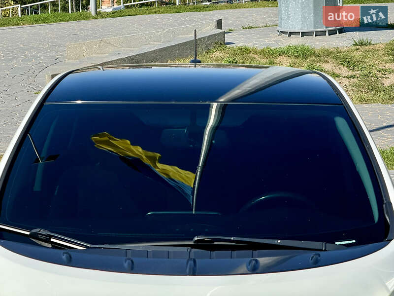 Хэтчбек Nissan Leaf 2014 в Виннице фото 11 Хэтчбек Nissan Leaf 2014 в Виннице