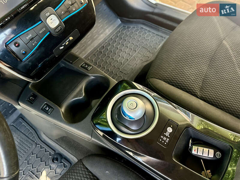 Хэтчбек Nissan Leaf 2014 в Виннице фото 29 Хэтчбек Nissan Leaf 2014 в Виннице