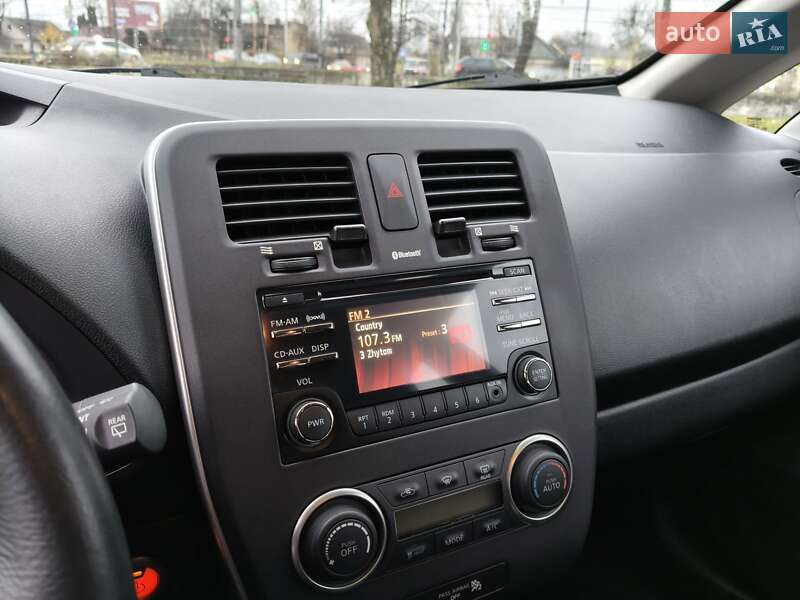 Хэтчбек Nissan Leaf 2014 в Житомире фото 19 Хэтчбек Nissan Leaf 2014 в Житомире