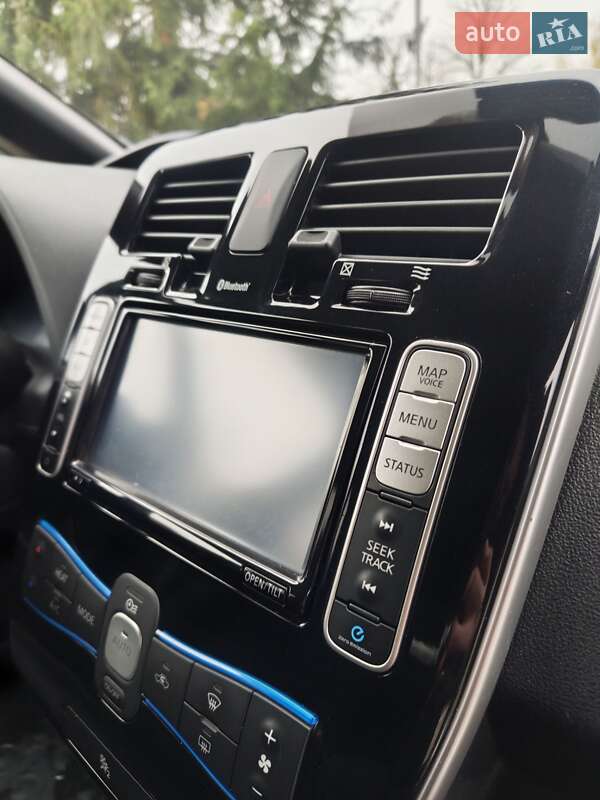 Хэтчбек Nissan Leaf 2013 в Луцке