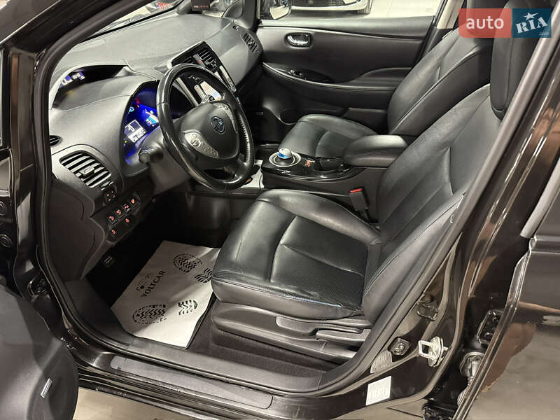 Хэтчбек Nissan Leaf 2017 в Владимире