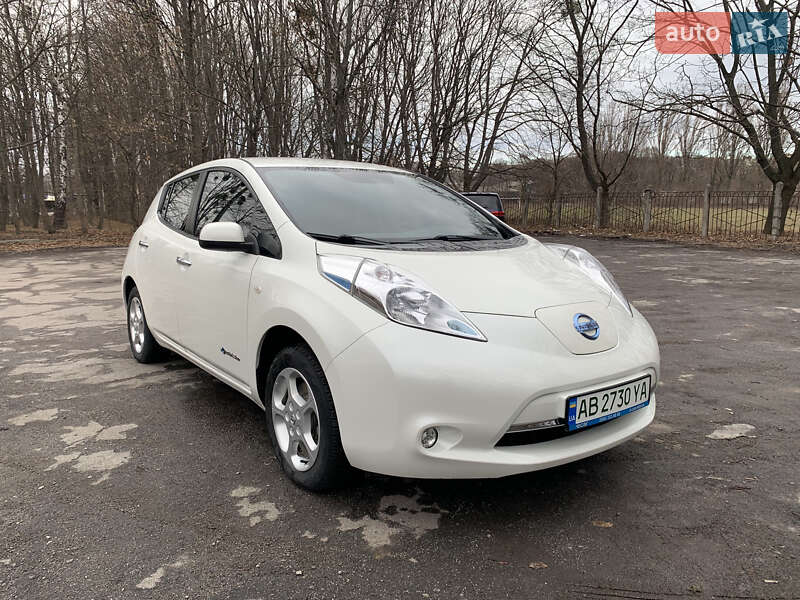 Хэтчбек Nissan Leaf 2017 в Виннице фото Хэтчбек Nissan Leaf 2017 в Виннице