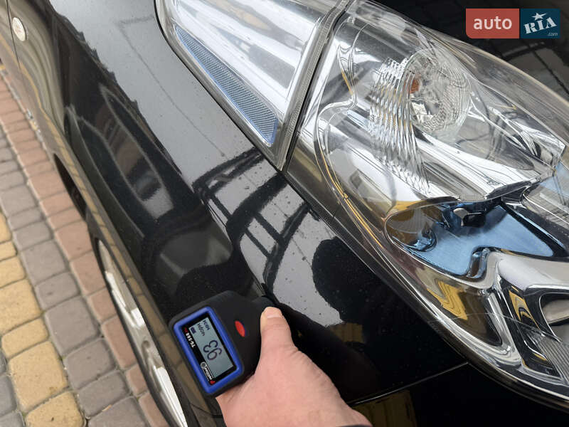 Хэтчбек Nissan Leaf 2012 в Умани фото 70 Хэтчбек Nissan Leaf 2012 в Умани