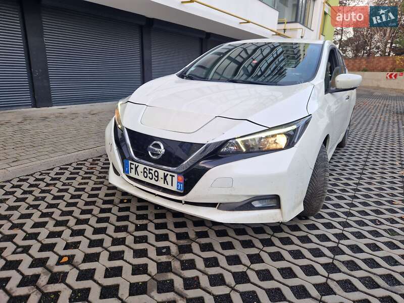 Хэтчбек Nissan Leaf 2019 в Луцке