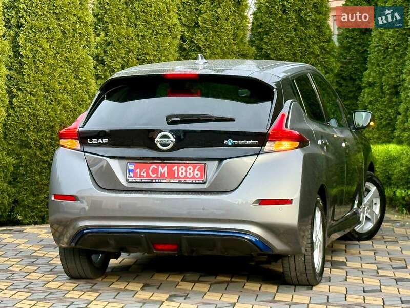 Хэтчбек Nissan Leaf 2021 в Самборе