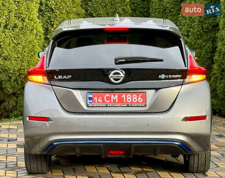 Хэтчбек Nissan Leaf 2021 в Самборе