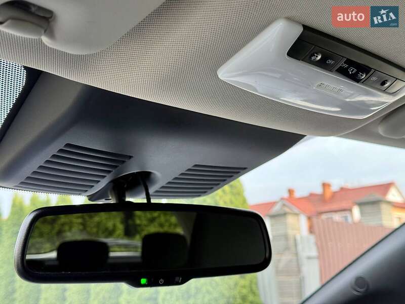 Хэтчбек Nissan Leaf 2021 в Самборе