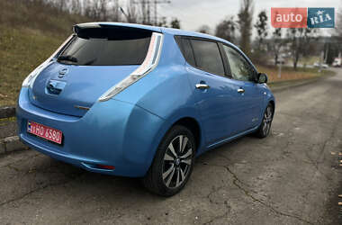 Хэтчбек Nissan Leaf 2014 в Ровно