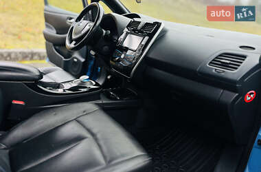 Хэтчбек Nissan Leaf 2014 в Ровно