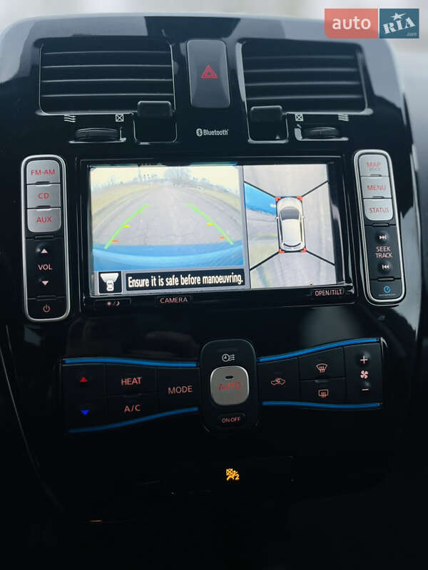 Хэтчбек Nissan Leaf 2014 в Ровно