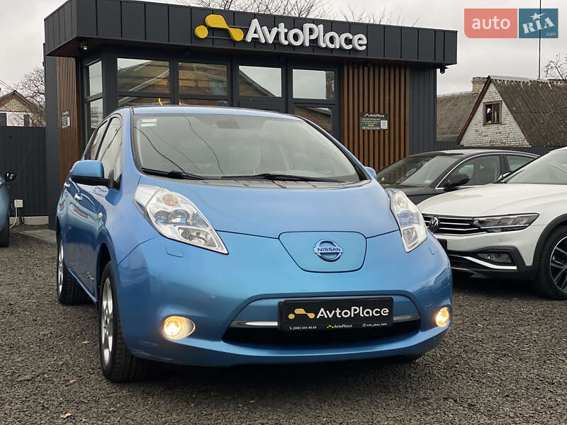 Хэтчбек Nissan Leaf 2011 в Луцке