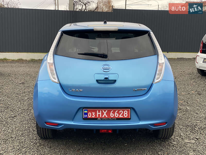 Хэтчбек Nissan Leaf 2011 в Луцке