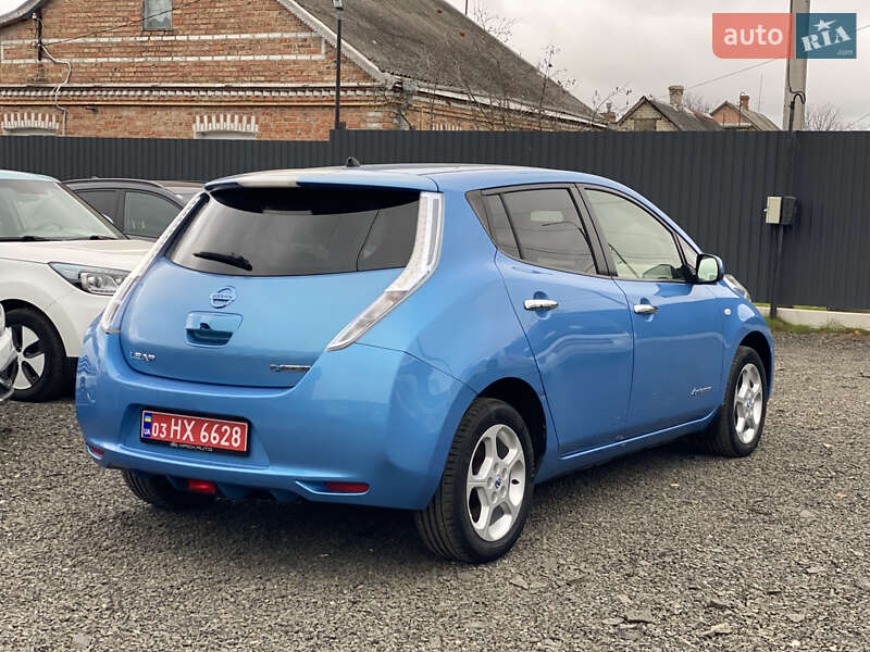 Хэтчбек Nissan Leaf 2011 в Луцке