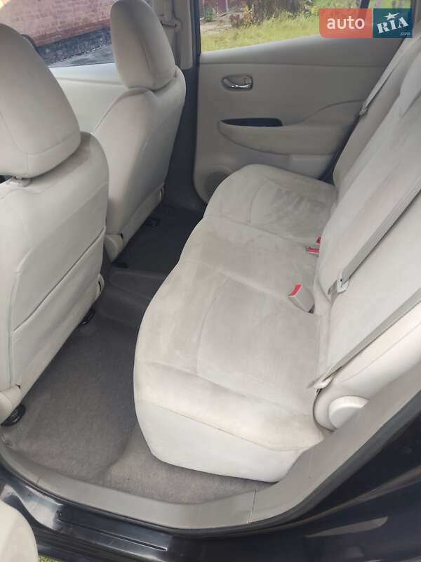 Хэтчбек Nissan Leaf 2011 в Харькове