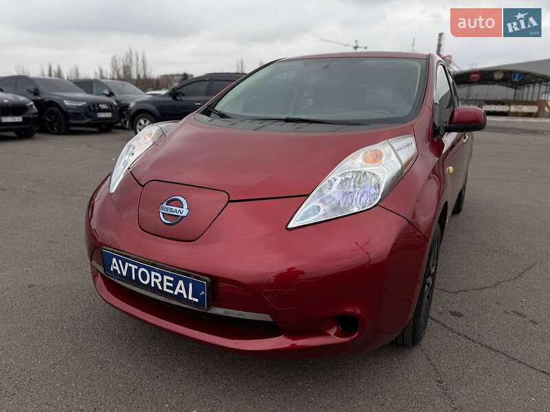 Хэтчбек Nissan Leaf 2016 в Кривом Роге