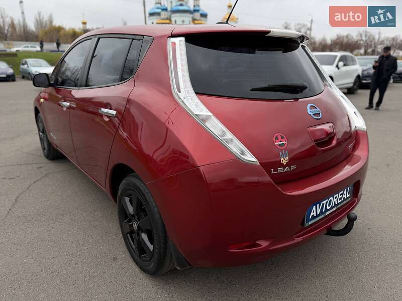 Хэтчбек Nissan Leaf 2016 в Кривом Роге