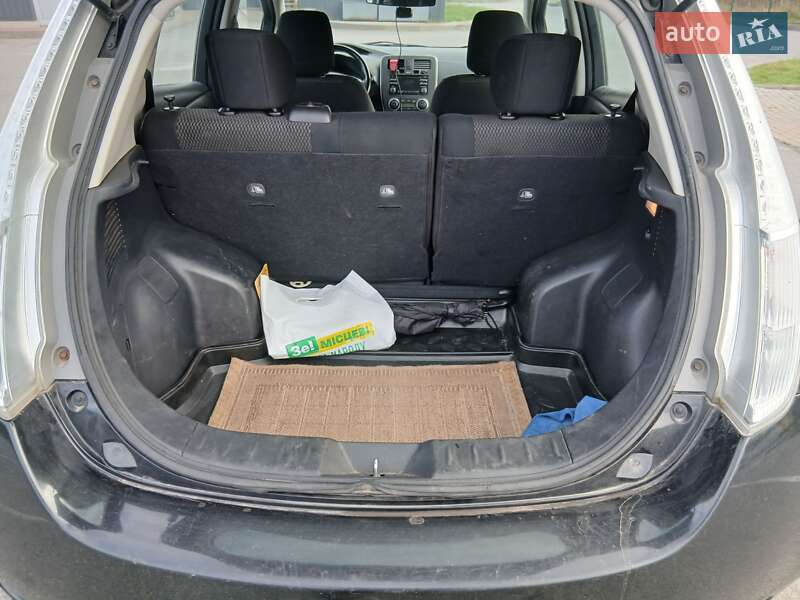 Хетчбек Nissan Leaf 2015 в Житомирі фото 21 Хетчбек Nissan Leaf 2015 в Житомирі