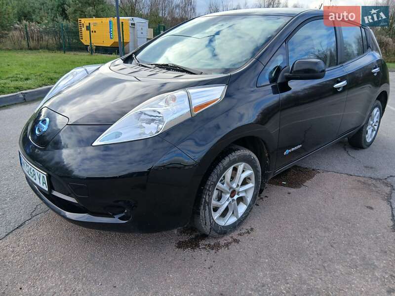 Хетчбек Nissan Leaf 2015 в Житомирі фото 2 Хетчбек Nissan Leaf 2015 в Житомирі