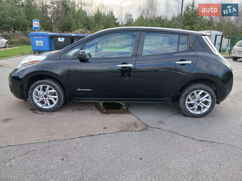Хетчбек Nissan Leaf 2015 в Житомирі фото 10 Хетчбек Nissan Leaf 2015 в Житомирі