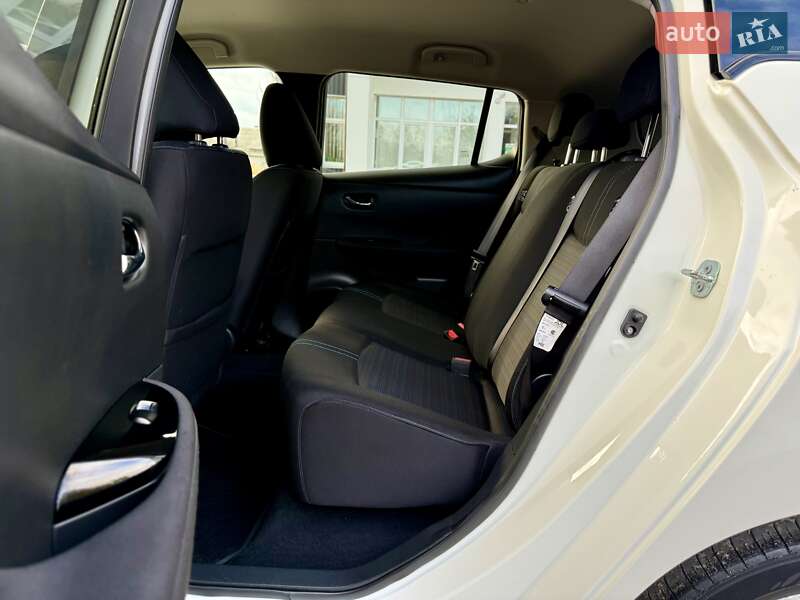 Хэтчбек Nissan Leaf 2021 в Бердичеве