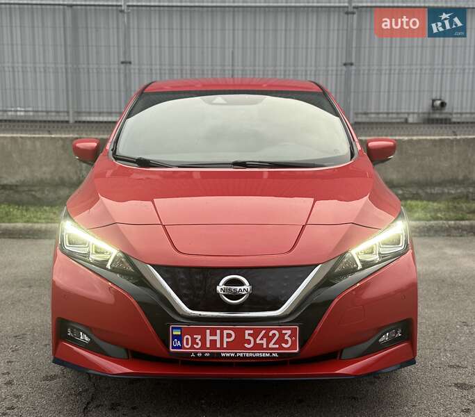 Хэтчбек Nissan Leaf 2020 в Днепре фото 2 Хэтчбек Nissan Leaf 2020 в Днепре
