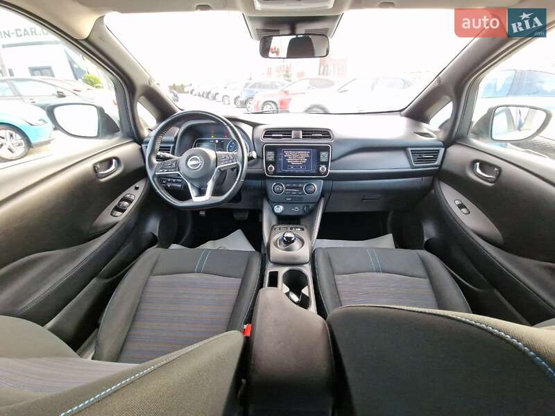 Хэтчбек Nissan Leaf 2022 в Виннице