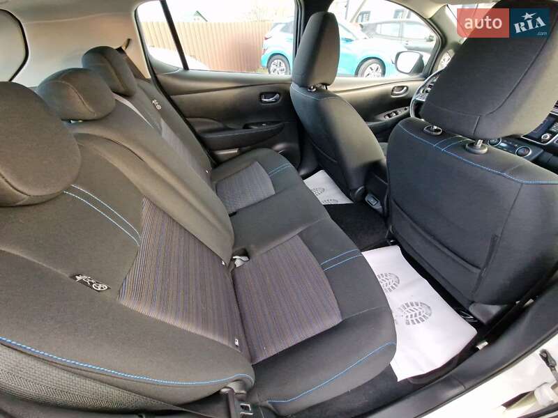 Хэтчбек Nissan Leaf 2022 в Виннице