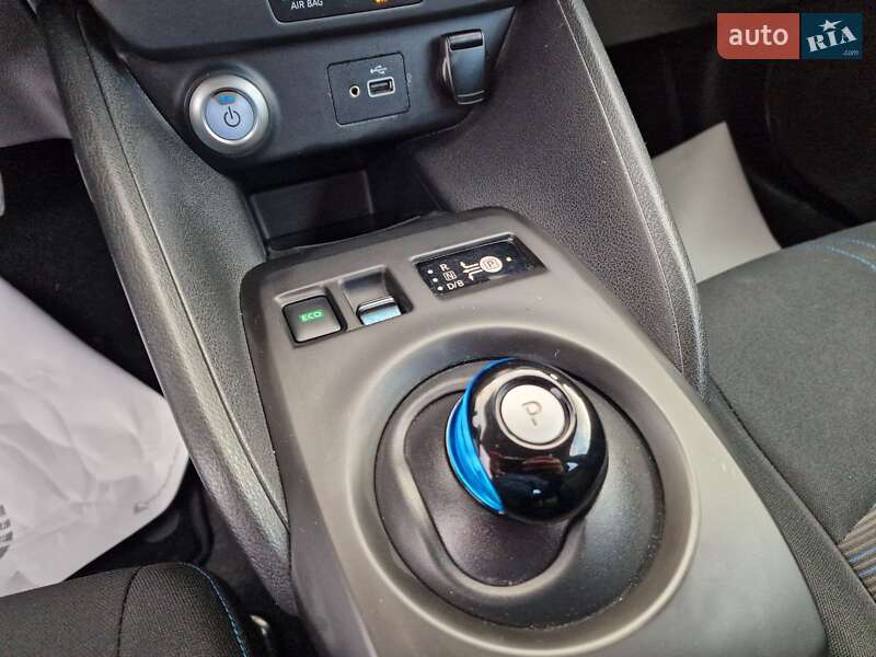 Хэтчбек Nissan Leaf 2022 в Виннице