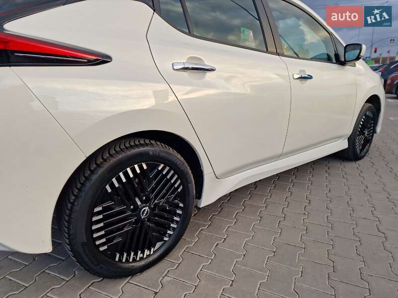 Хэтчбек Nissan Leaf 2022 в Виннице