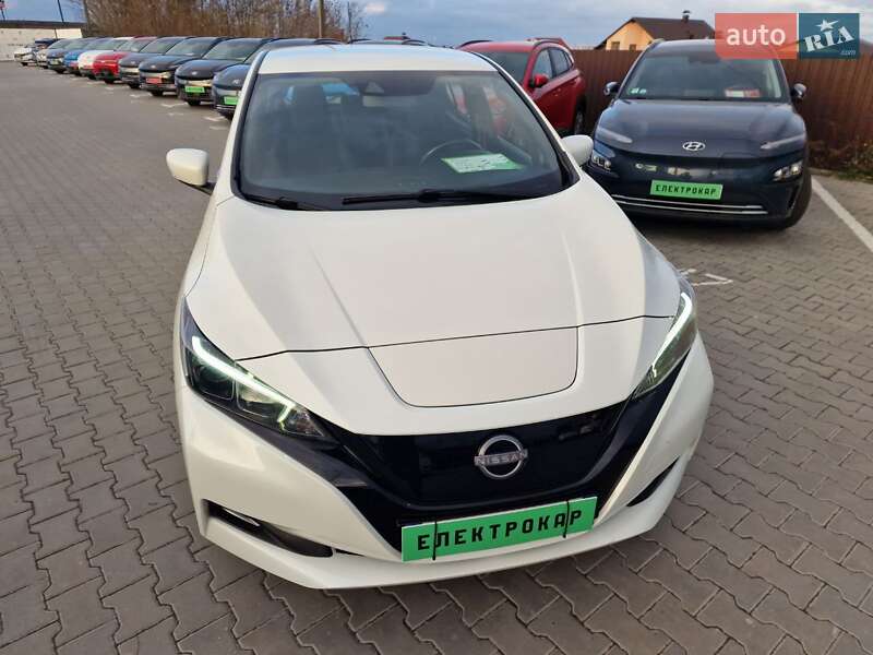 Хэтчбек Nissan Leaf 2022 в Виннице