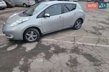 Хэтчбек Nissan Leaf 2014 в Павлограде