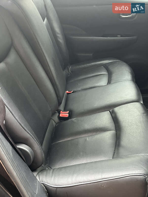 Хетчбек Nissan Leaf 2016 в Полтаві