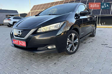 Хэтчбек Nissan Leaf 2018 в Владимире