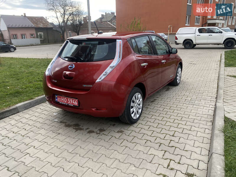 Хэтчбек Nissan Leaf 2014 в Черновцах