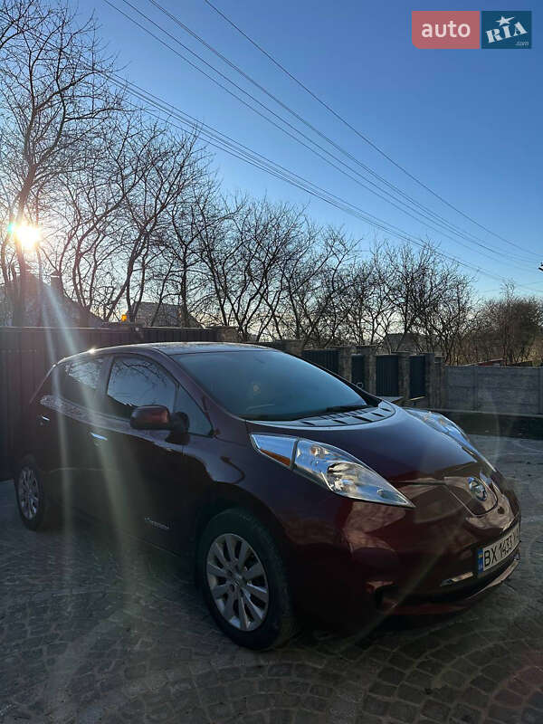 Хетчбек Nissan Leaf 2017 в Хмельницькому фото 16 Хетчбек Nissan Leaf 2017 в Хмельницькому